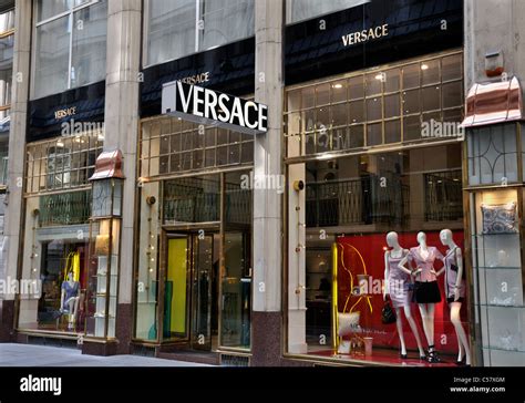 versace flughafen wien|Find your nearest Versace Boutique .